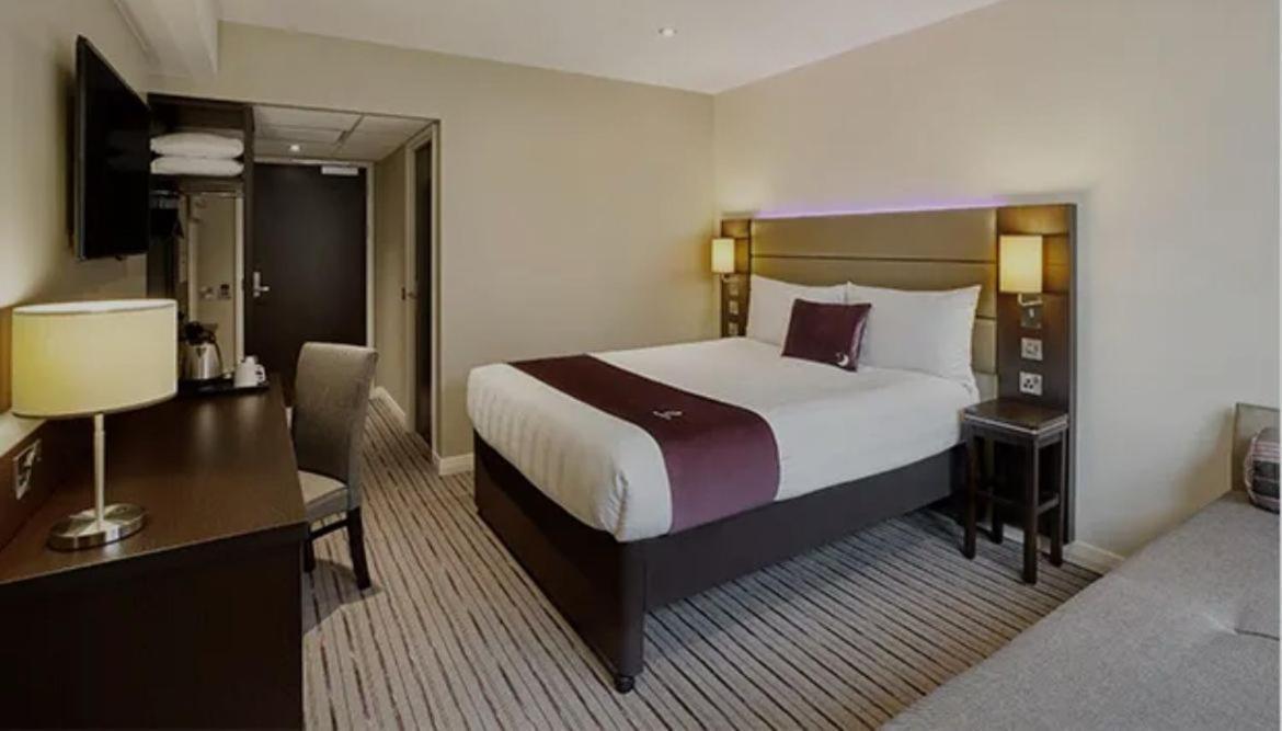 En-Suite Room Near Woolwich Elizabeth Metro Line London Exterior photo
